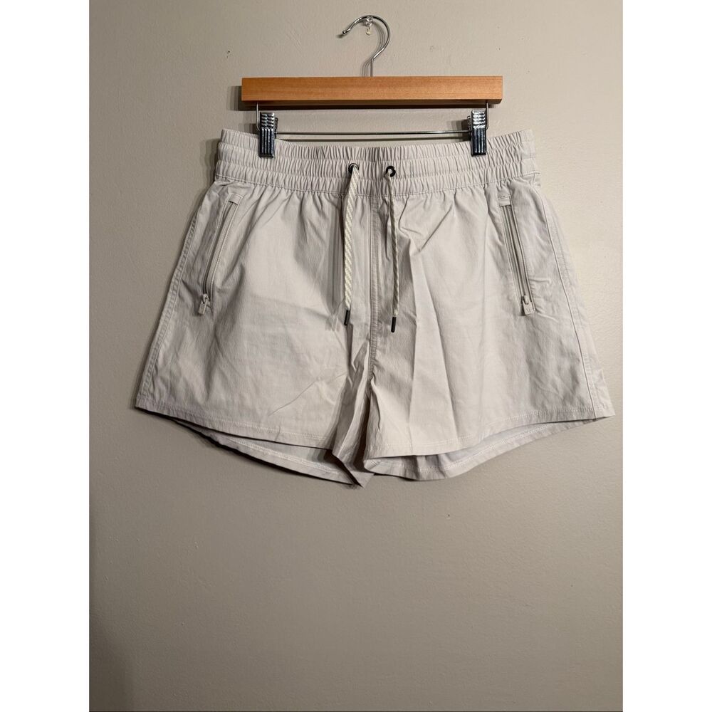Vuori Light Gray Women's Athletic Shorts